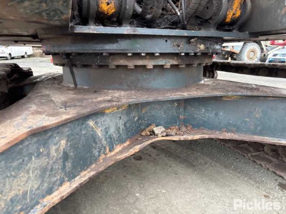 2012年式ヒュンダイ ロベックス 250LC-9