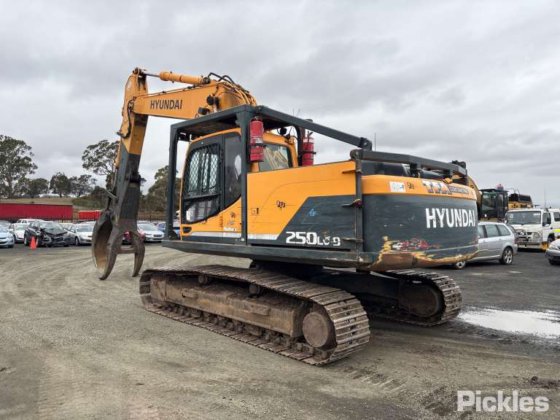 2012款现代Robex 250LC-9