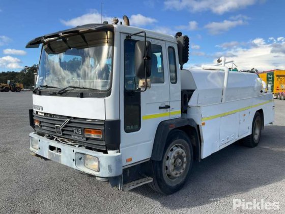 1995 Volvo FL618