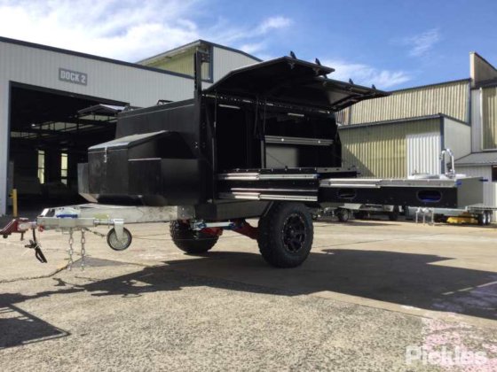 2025 绿色有限公司