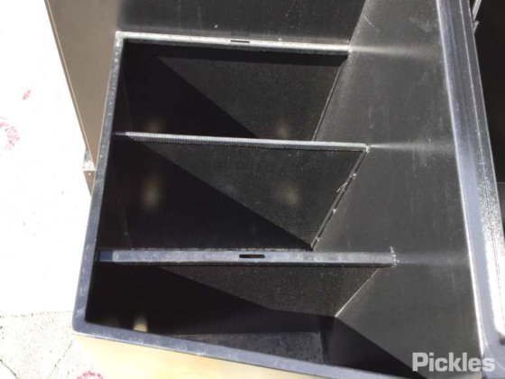 2025 绿色有限公司