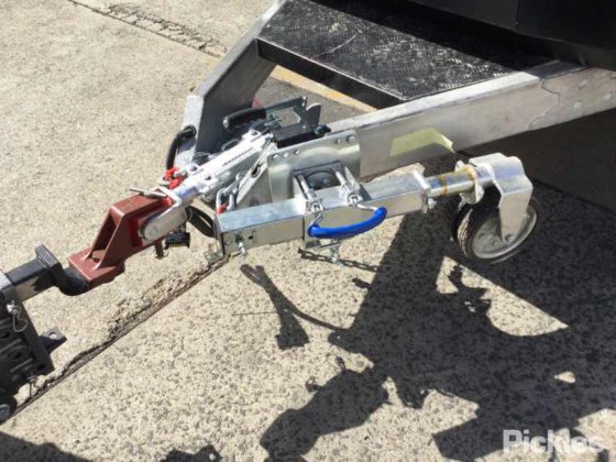 2025 绿色有限公司