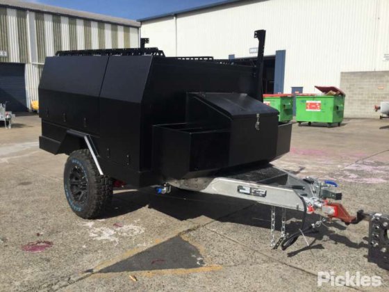 2025 绿色有限公司