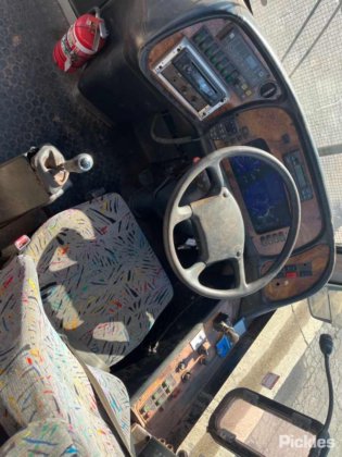 2005款梅赛德斯奔驰2542