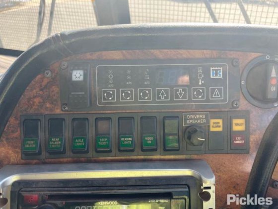 2005款梅赛德斯奔驰2542