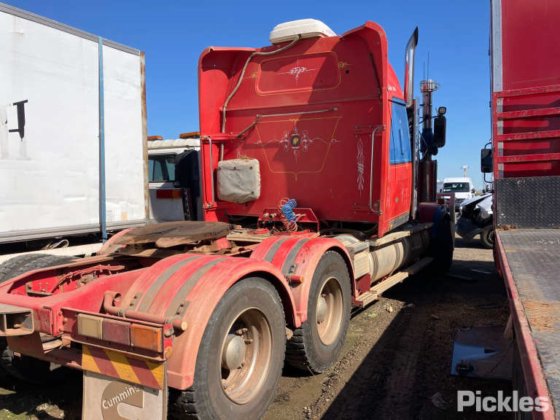 2004年西部之星4900FX