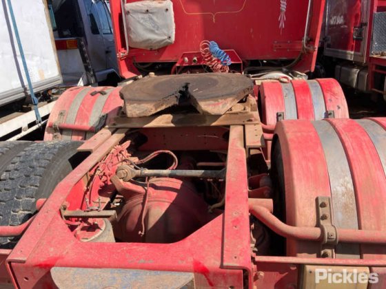 2004年西部之星4900FX