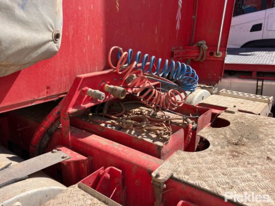 2004年西部之星4900FX