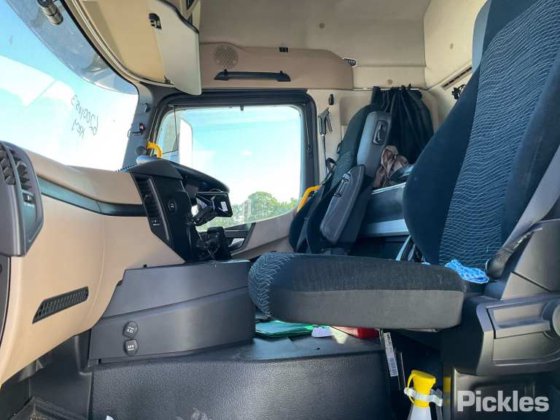 2019 メルセデス ベンツ アクトロス 2658