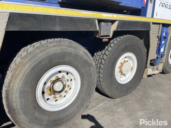 2012 タダノ ATF-220G-5