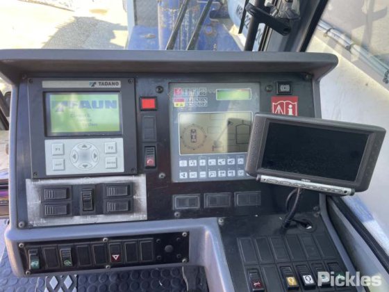 2012 タダノ ATF-220G-5