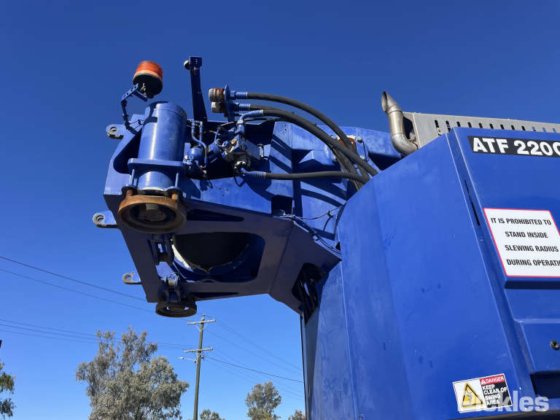 2012 タダノ ATF-220G-5