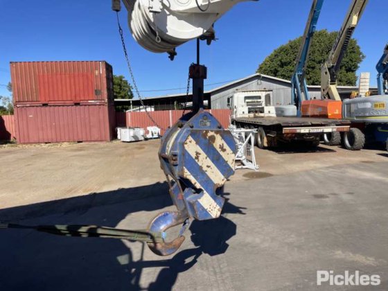 2012 タダノ ATF-220G-5