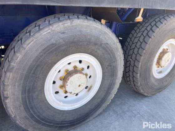 2012 タダノ ATF-220G-5