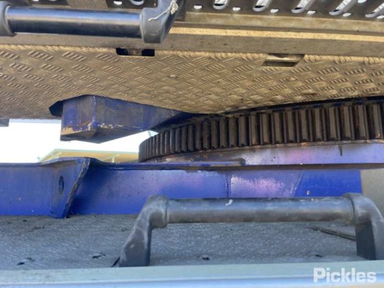 2012 タダノ ATF-220G-5