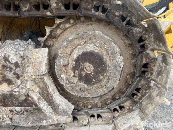 2016年式コマツD85EX-18