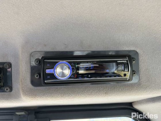 2016年式コマツD85EX-18