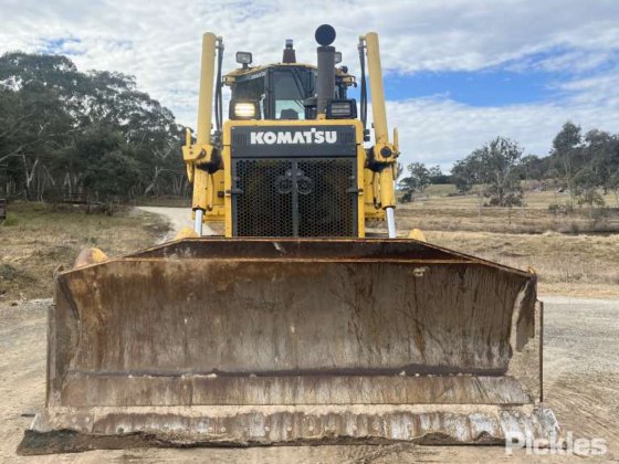 2016年式コマツD85EX-18