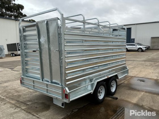 2025 绿色有限公司