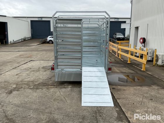 2025 绿色有限公司