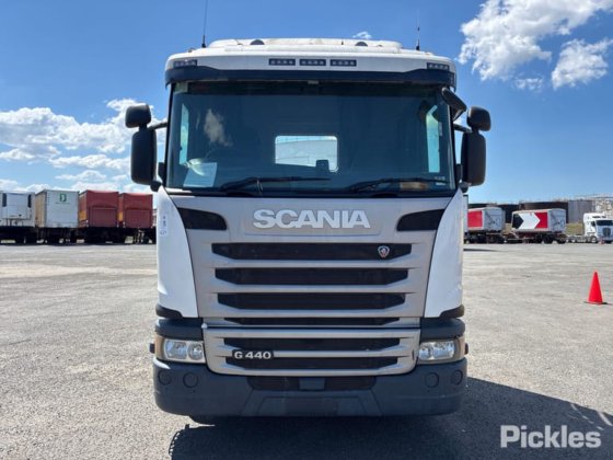 2014年スカニア G440