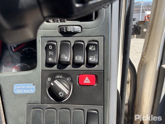 2014年スカニア G440