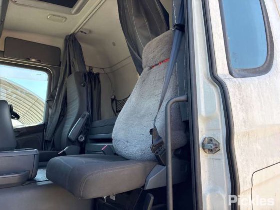 2014年スカニア G440