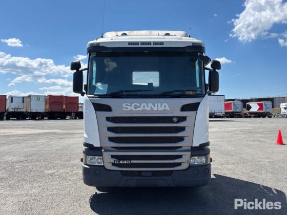 2014年スカニア G440