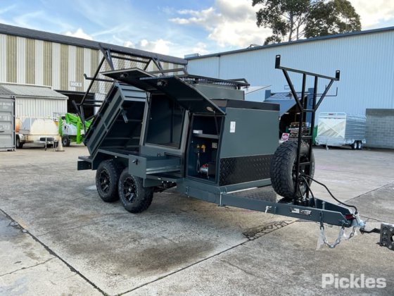 2025 绿色有限公司