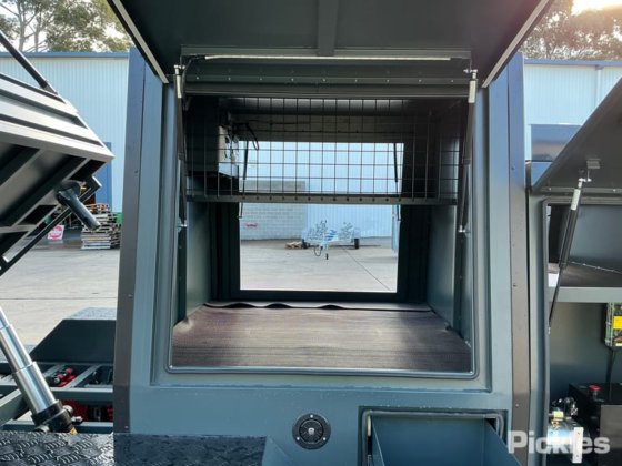 2025 绿色有限公司