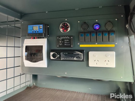 2025 绿色有限公司