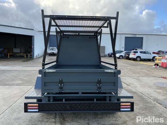 2025 绿色有限公司