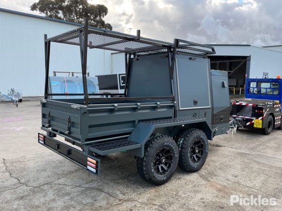 2025 绿色有限公司