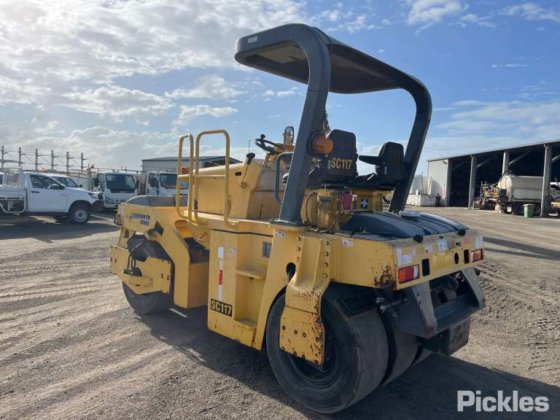 2011年式 サカイ GW750-2