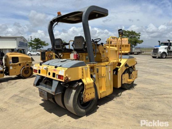 2011年式 サカイ GW750-2