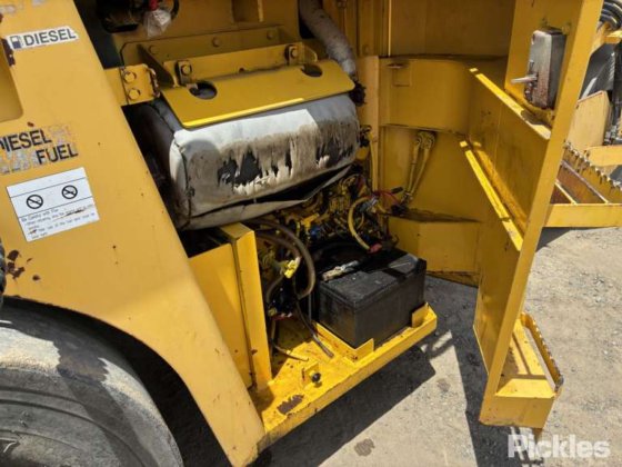 2011年式 サカイ GW750-2