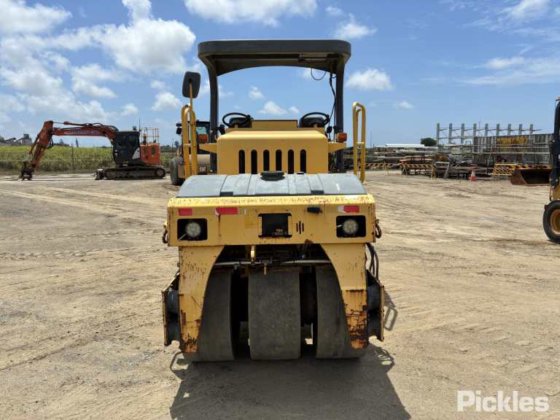 2011年式 サカイ GW750-2