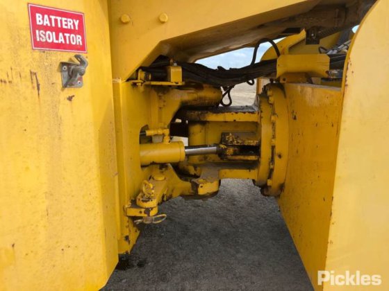 2011年式 サカイ GW750-2