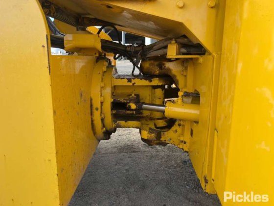 2011年式 サカイ GW750-2