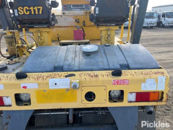 2011年式 サカイ GW750-2