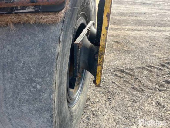 2011年式 サカイ GW750-2