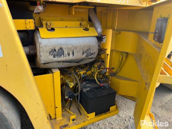 2011年式 サカイ GW750-2