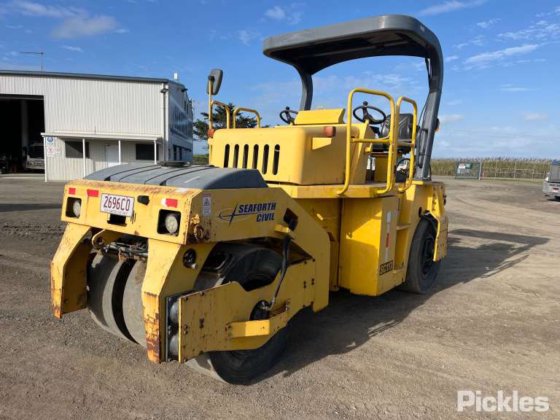 2011年式 サカイ GW750-2