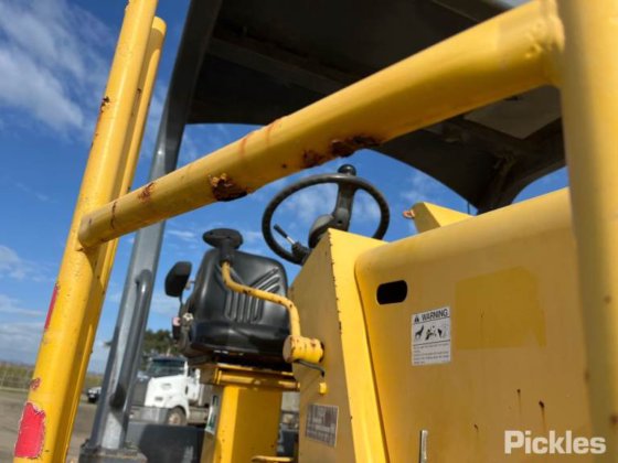 2011年式 サカイ GW750-2