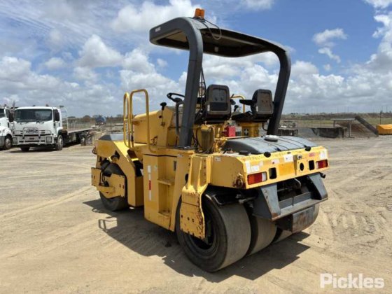 2011年式 サカイ GW750-2