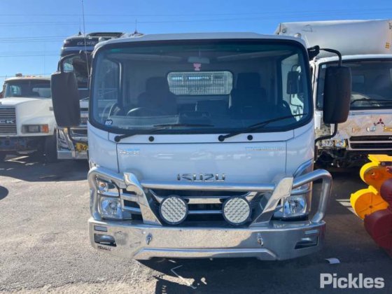 2022款五十铃NPR 155