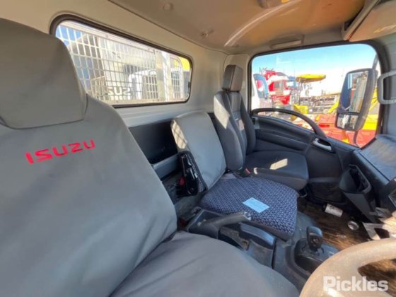 2022款五十铃NPR 155