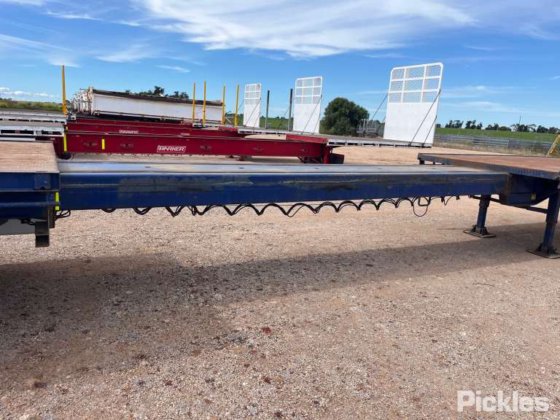 2012款Top Start三轴拖车