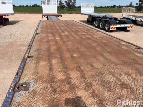 2012年トップスタートトレーラー3軸