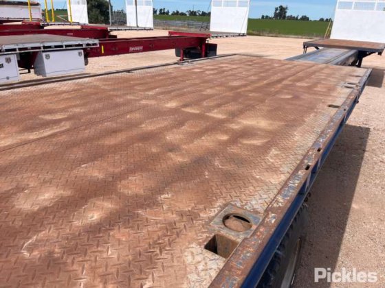 2012款Top Start三轴拖车